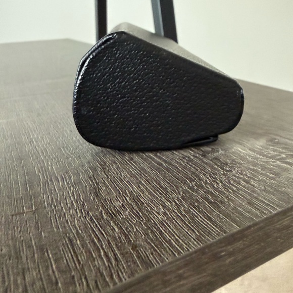 Burberry Black Hard Glasses Case with Unopened Lens Cloth - Picture 7 of 10